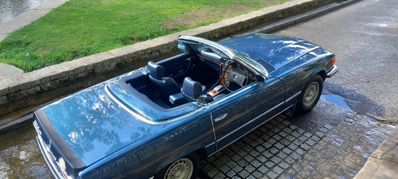 Mercedes Benz 350 SL - Image 8