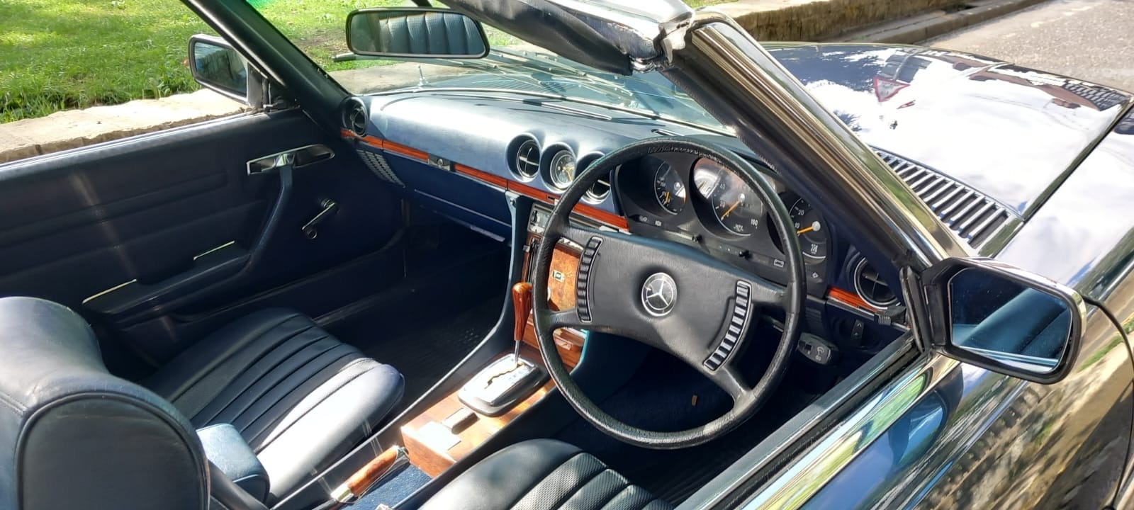 Mercedes Benz 350 SL - Image 6