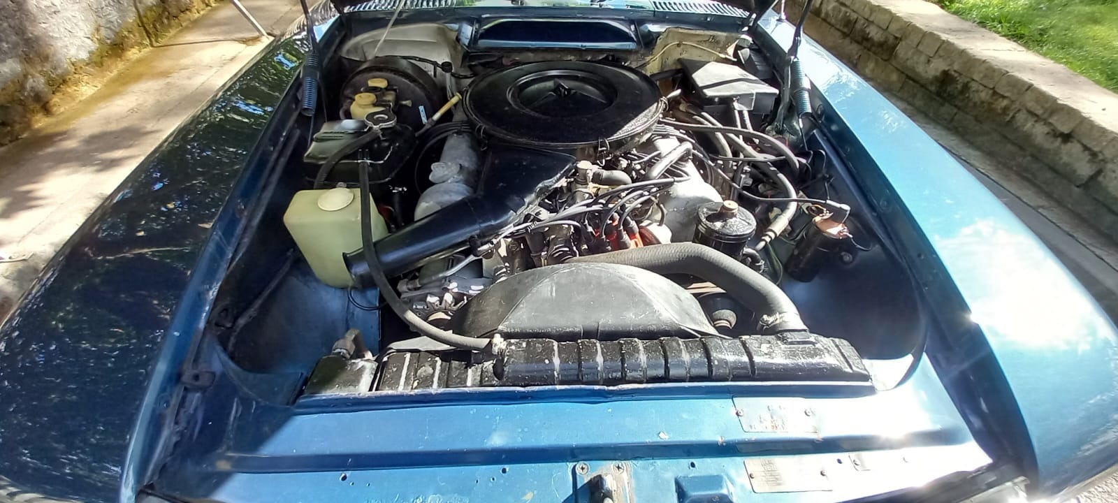 Mercedes Benz 350 SL - Image 12