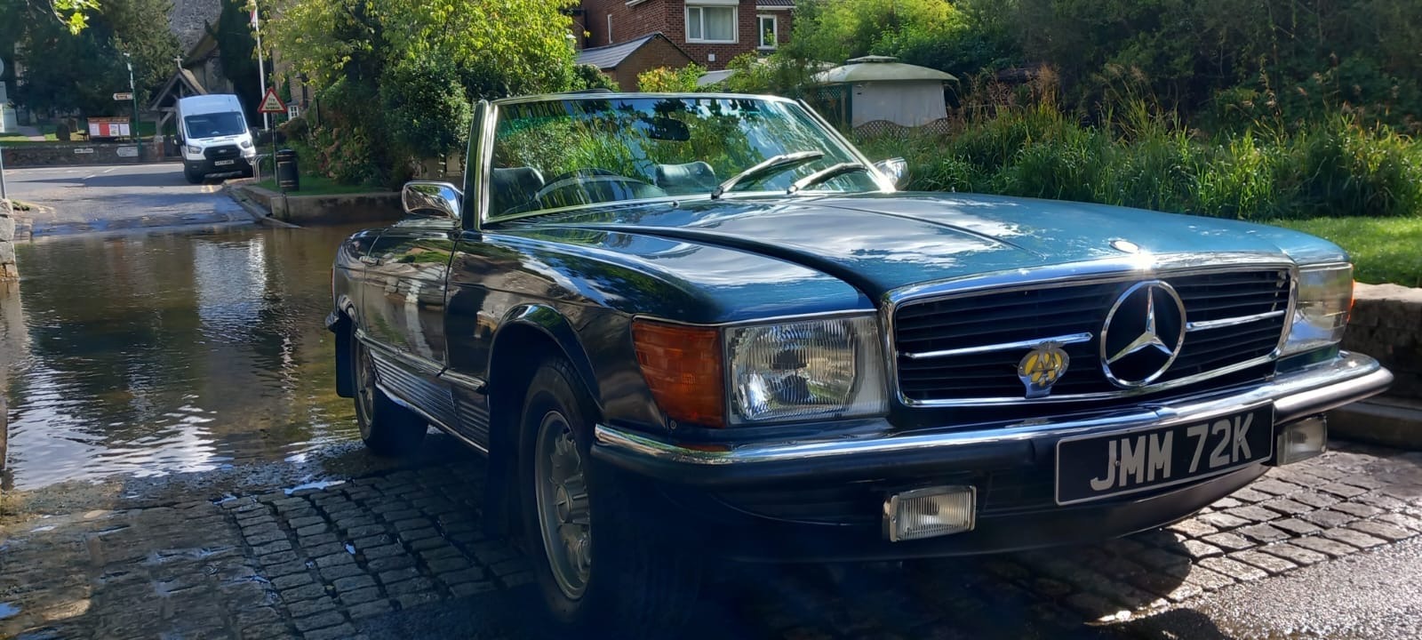 Mercedes Benz 350 SL